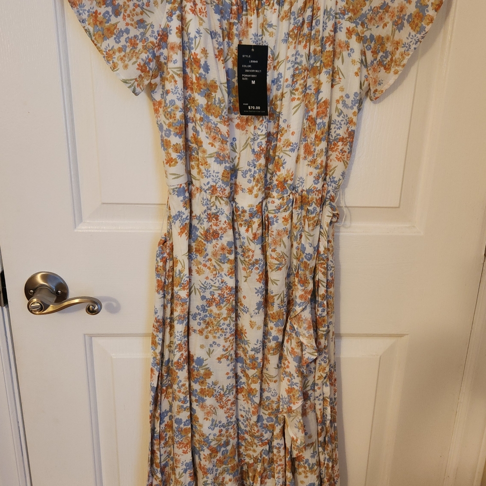 Floral Print Maxi Dress - Picture 2 of 11